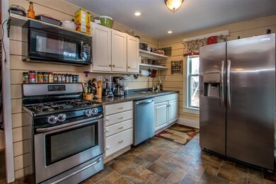 13 Railroad St, Lancaster, NH 03584 - photo 4