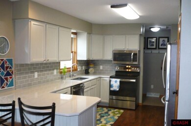 37 Cedar Dr, New Ulm, MN 56073 - photo 5