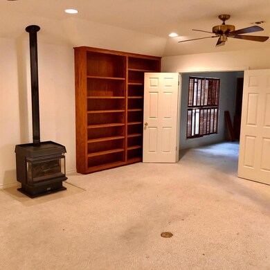 1002 Avenue C, Fredericksburg, TX 78624 - photo 4