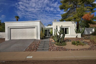 1215 E Canterbury Dr Phoenix-large-001-5