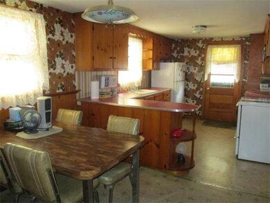 21 Estabrook Rd, Weymouth, MA 02188 - photo 2