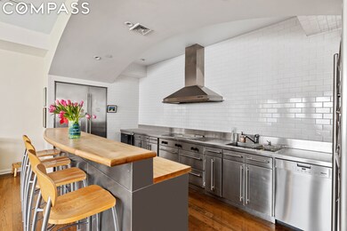 114 W 17th St unit 4R, New York, NY 10011 - photo 5