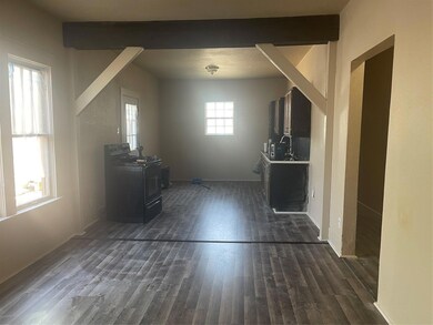 Open dining into kitchen