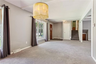 6621 Garnett Dr, Shawnee, KS 66203 - photo 4