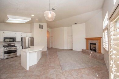 29619 Gracilior Dr, Escondido, CA 92026 - photo 7