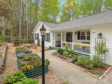 106 Red Cedar Dr, Hendersonville, NC 28792 - photo 3