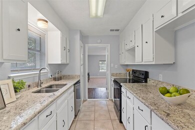 213 N Redford Ln, Fort Worth, TX 76108 - photo 5