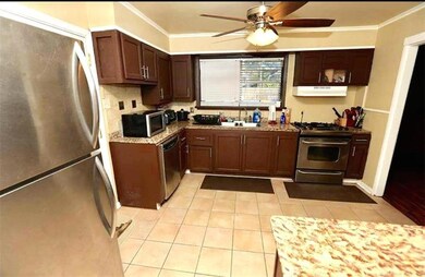 Easy To Move Around In Kitchen. Stainless Steel Ap