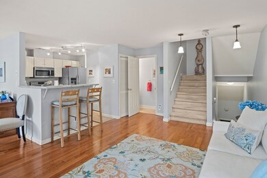 908 Gazebo Cir, Reading, MA 01867 - photo 2