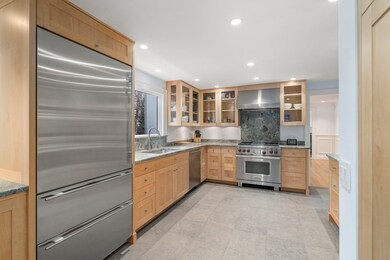 102 Byron Rd, Weston, MA 02493 - photo 5