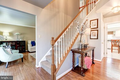 19702 Crystal View Ct, Germantown, MD 20876 - photo 2