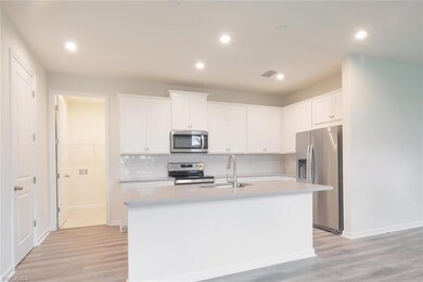 6530 Good Life St, Fort Myers, FL 31570 - photo 6