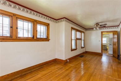 1630 Hinkley Ave NW, Cedar Rapids, IA 52405 - photo 5