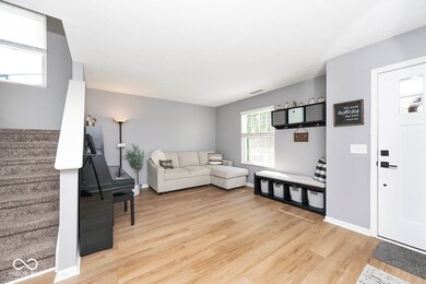 6922 W Briarwood Blvd, New Palestine, IN 46163 - photo 5