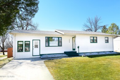 1218 S 18th St, Grand Forks, ND 58201 - photo 3