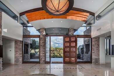005_Entry ~ Foyer