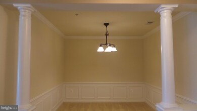 9712 Handerson Place unit 402, Manassas Park, VA 20111 - photo 7