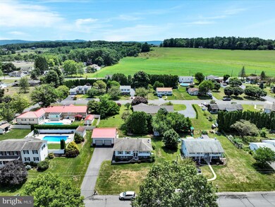 940 Jacks Ln, Orwigsburg, PA 17961 - photo 4