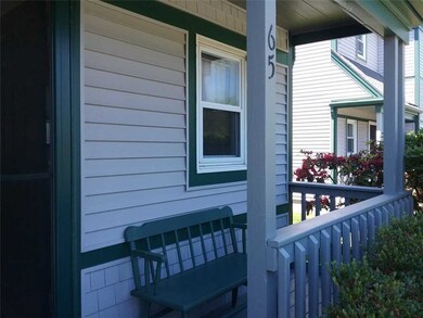65 Clinton St unit C, Newport, RI 02840 - photo 4