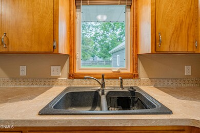 418N18thSt_00005