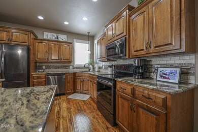 3232 Chisholm Trail-04