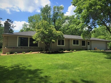 Welcome to 5912 Josephine Avenue in wonderful Edin