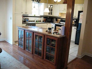 77 Hoffman Ave unit F, Cranston, RI 02920 - photo 4