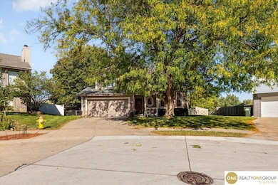 7916 Rock Creek Cir, Omaha, NE 68138 - photo 4