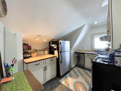 170 Chestnut St unit 3, Cambridge, MA 02139 - photo 2