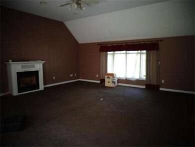 304 King St, Hanson, MA 02341 - photo 7