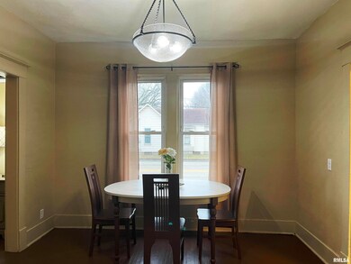 701 N Sherman St, Lincoln, IL 62656 - photo 4