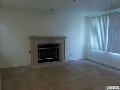 Family Room / FP