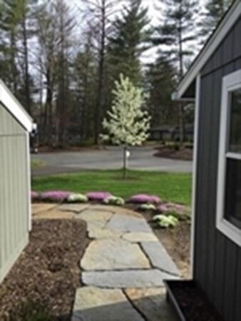 10 Laurel Ln, Amherst, MA 01002 - photo 4