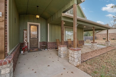 1210 SW 20th St, Wagoner, OK 74467 - photo 3