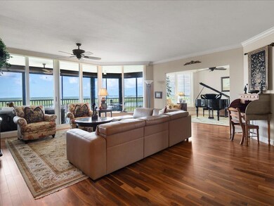 02-1050 Borghese Ln 906 Naples FL-17