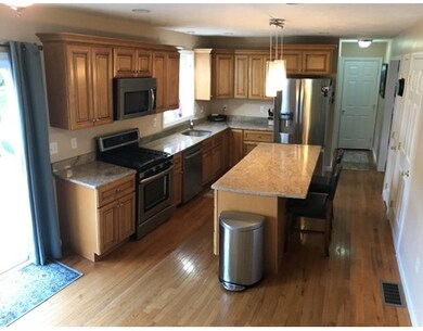 21 Lakeview Dr, Shirley, MA 01464 - photo 2