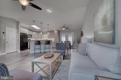 14 Horse Chestnut Ct, Essex, MD 21221 - photo 6