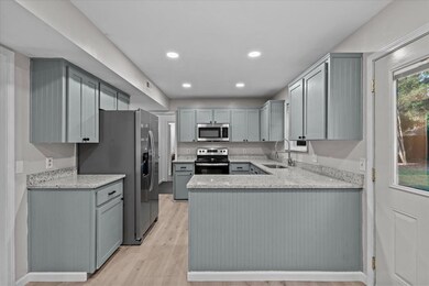 104 Lancaster Ct, Dothan, AL 36305 - photo 7