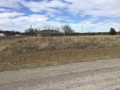 22280 Greenbriar Dr, Whitney, TX 76692 - photo 2