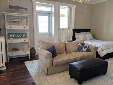 65 Merton Rd unit 3, Newport, RI 02840 - photo 3