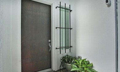 808 Fisher St unit G, Houston, TX 77018 - photo 7