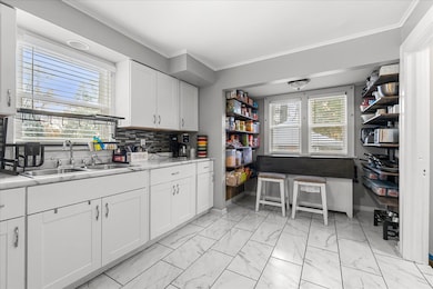 937 Pearl St, Aurora, IL 60505 - photo 4