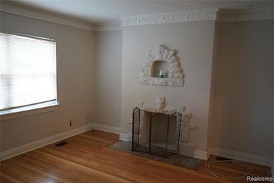 7010 Thatcher St, Detroit, MI 48221 - photo 6