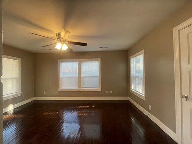 1900 Echols St unit B, Bryan, TX 77801 - photo 2