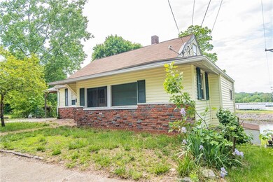 245 Sayles St, Woonsocket, RI 02895 - photo 5