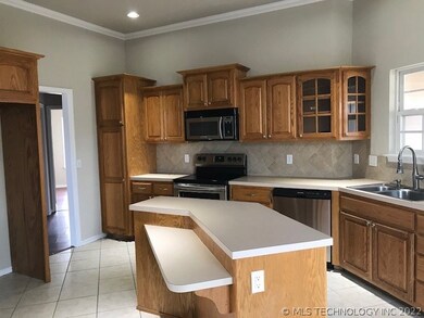 1513 W 117th St S, Jenks, OK 74037 - photo 3