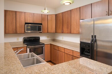 863_Flynn_St_Unit_201_06