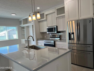 Spacious Kitchen Island