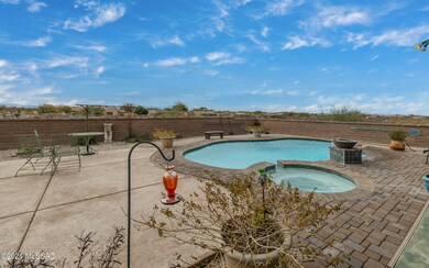 Pool & Spa