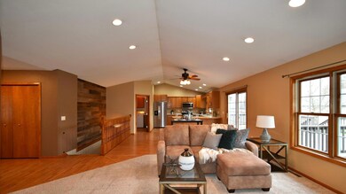 1011 W 2nd St, Zumbrota, MN 55992 - photo 6